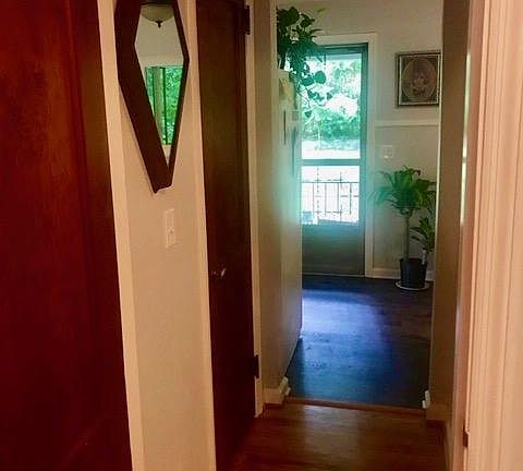3rd image of 404 E Midvale Ave #1/2