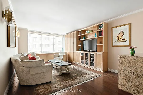 Sold by Town Residential | media 15