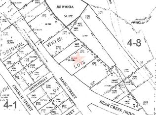 600 N Main St, Phoenix, OR 97535