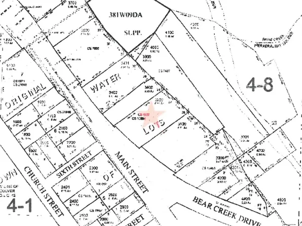 600 N Main St, Phoenix, OR 97535