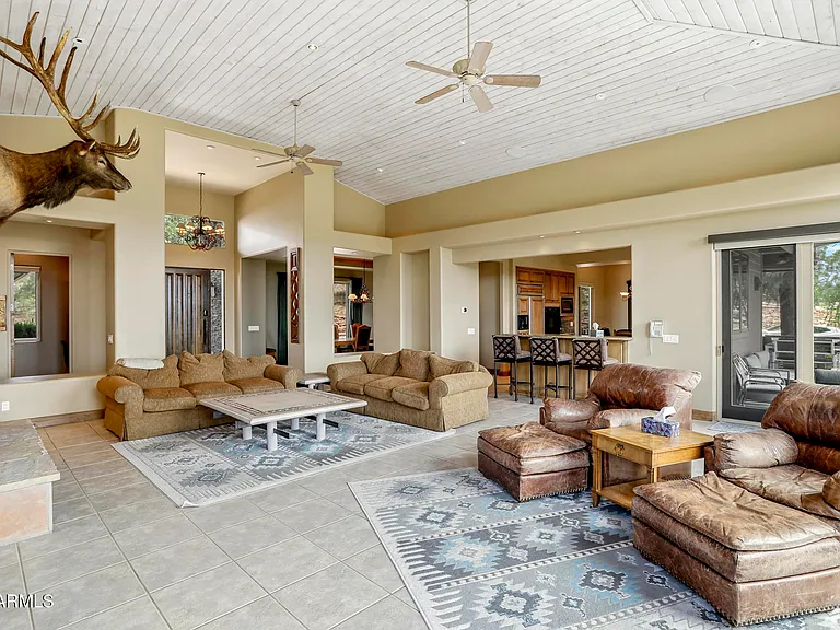 804 N Grapevine Dr — Photo 7