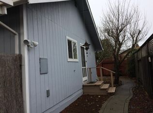 2342 Wyatt Ct, Santa Rosa, CA 95403