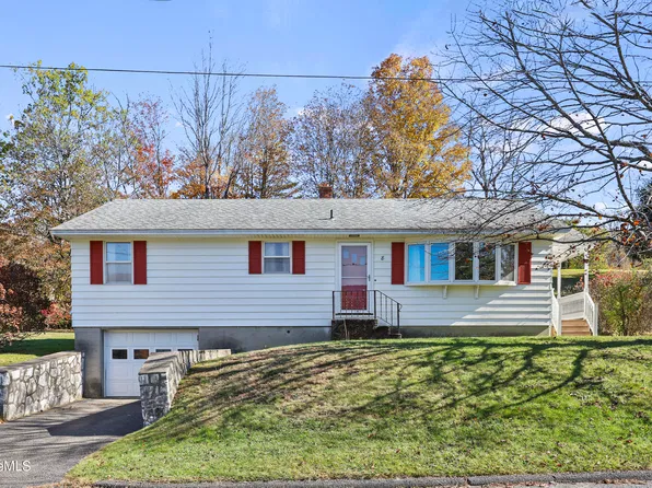 8 Woods Dr, Adams, MA 01220