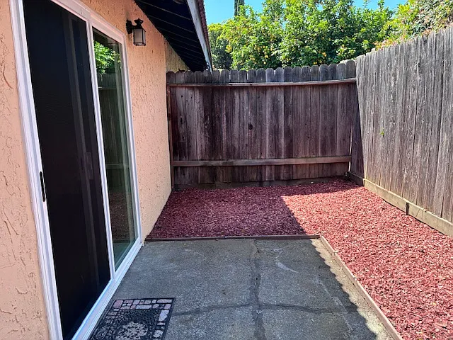 Adobe Villa Apartments — Photo 95