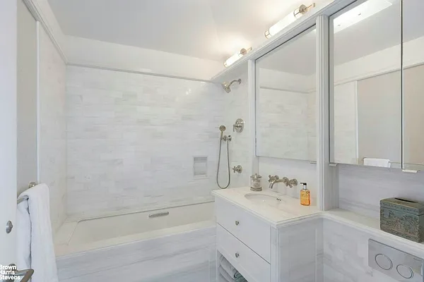 Rented by Brown Harris Stevens | media 6