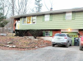 1615 David Ln, Effort, PA 18330