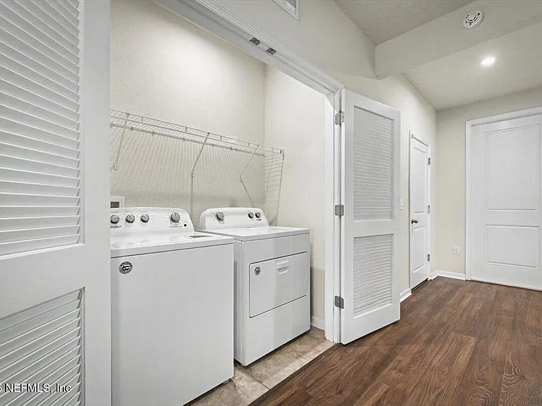 11443 Tiburon Dr — Photo 22