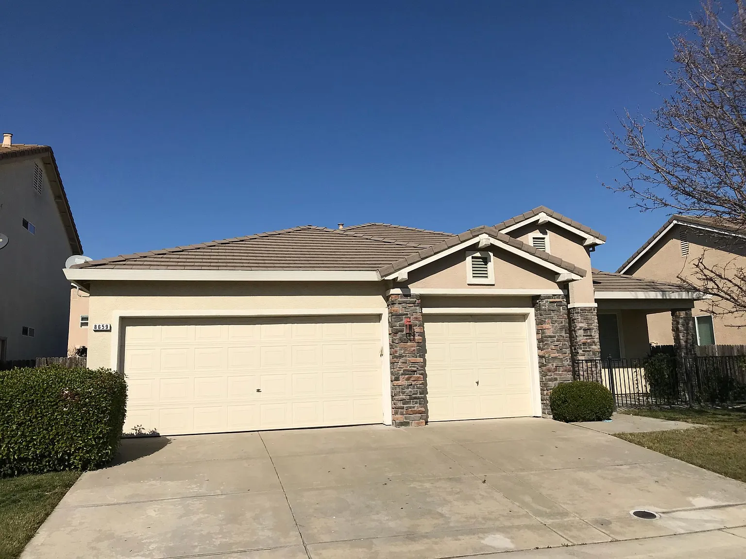 8659 Jenrose Way photo 1