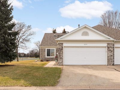 1814 Stone Meadow Blvd, Shakopee, MN, 55379