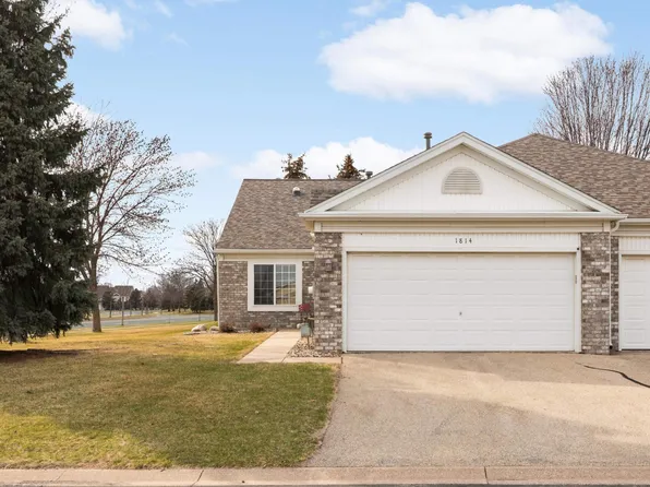 1814 Stone Meadow Blvd, Shakopee, MN 55379