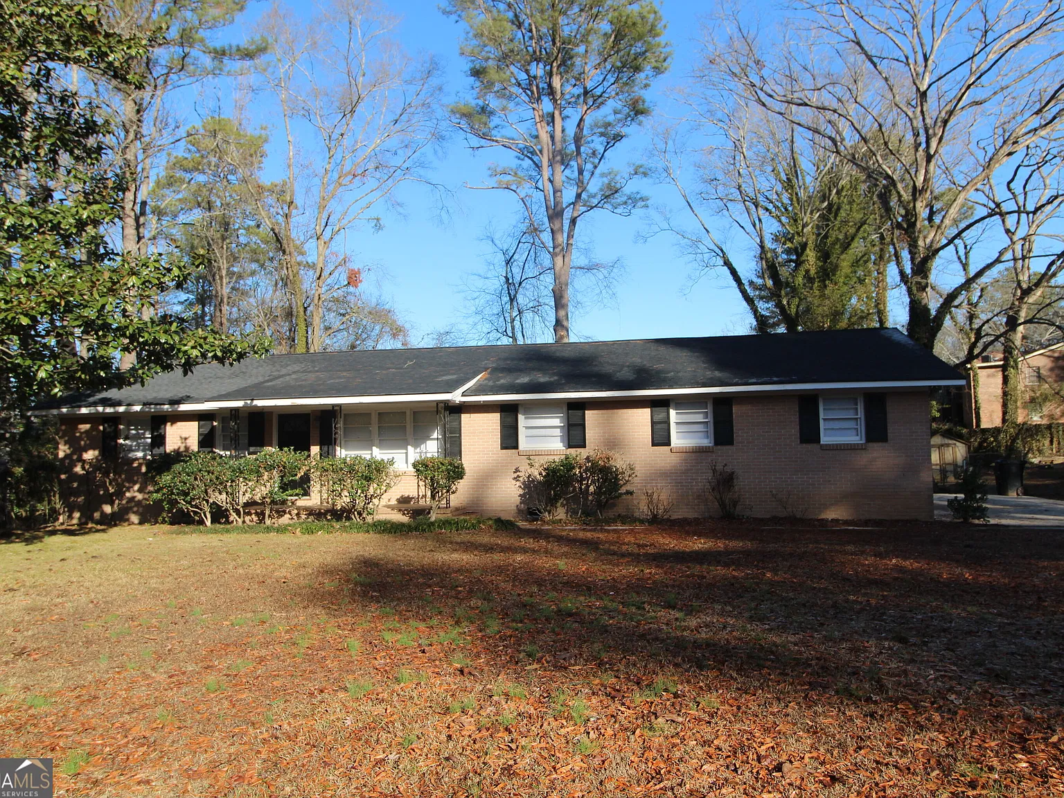 3 bed, 2.0 bath, 1820 sqft, $1,700 — Photo 1