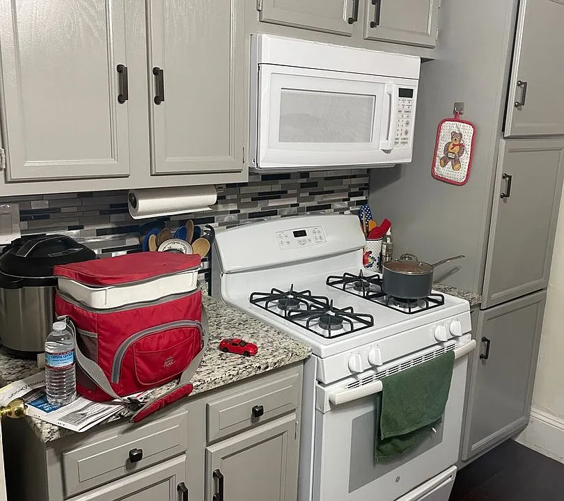128 Westminster Ave #2