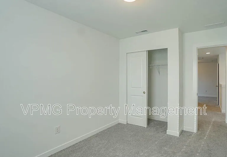 2301 SW 5th Pl — Photo 19