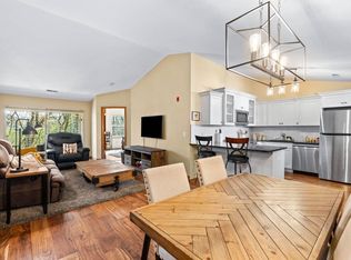 18425 Emerald Dr E UNIT K, Brookfield, WI 53045