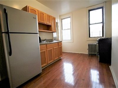 241 Howard Ave, Brooklyn, NY, 11233