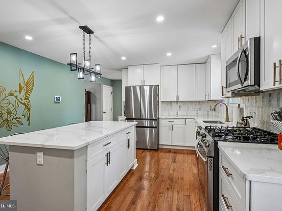 3rd image of 2315 Garwood Rd