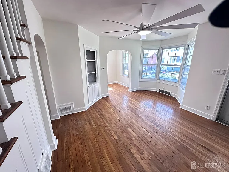 163 Passaic Ave — Photo 11
