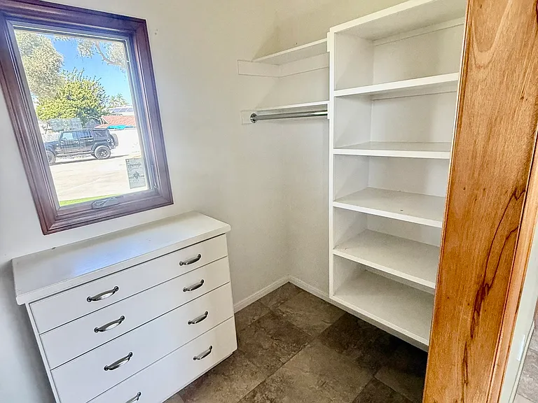 1698 Via Elisa Dr — Photo 32