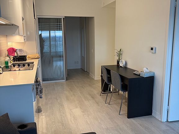 5th image of 950 Portage Pkwy #3708