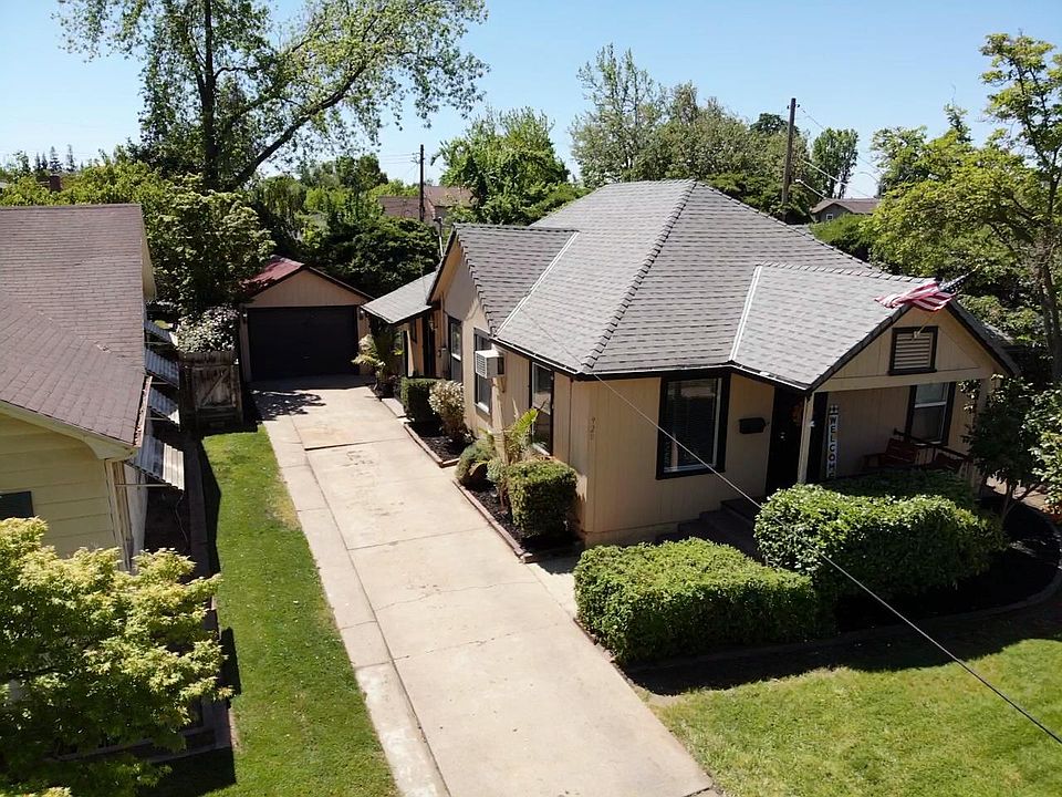 1st image of 920 W Lockeford St