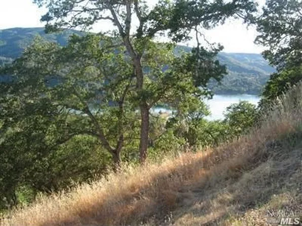 248 Manzanita Ln, Napa, CA 94558