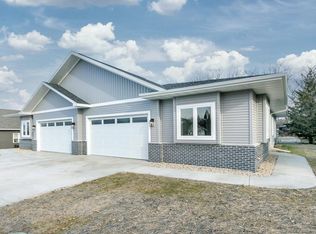 117 Ashberry Lane, Stoughton, WI 53589