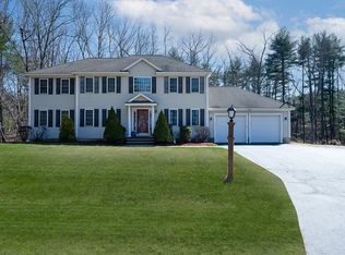 32 Powers Rd, Westford, MA 01886