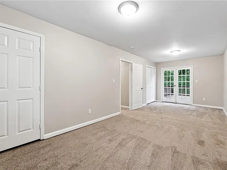 5786 Deerfield Trl — Photo 16