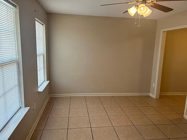 1544 Montagne St #A — Photo 5