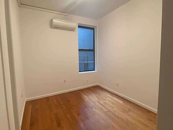 5th image of 360 W 53rd St #1WW