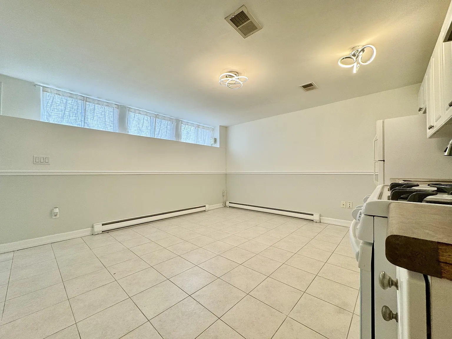 1 bed, $1,600 — Photo 3