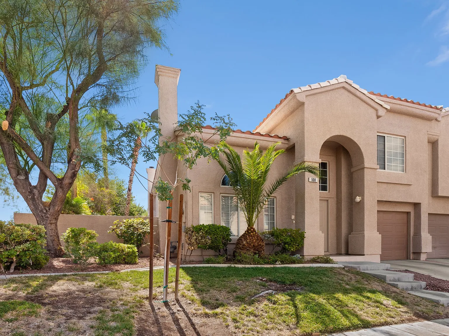 2 bed, 2.5 bath, 1234 sqft, $1,875 — Photo 3