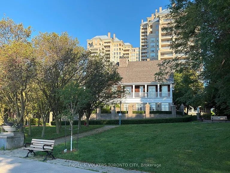 2285 Lake Shore Blvd W #1204 — Photo 44
