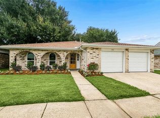 3312 Lake Trail Dr, Metairie, LA 70003