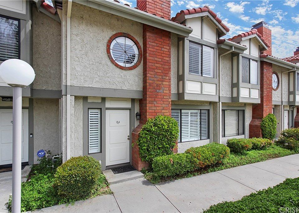 1st image of 24425 Vanowen St Unit 84