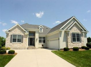 28 Denali Ct, South Barrington, IL 60010