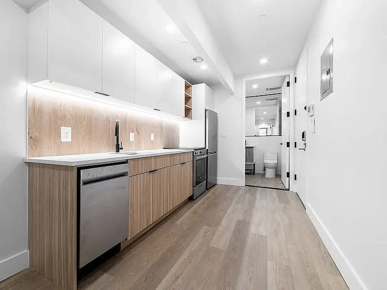 1359 Nostrand Ave #2C — Photo 3