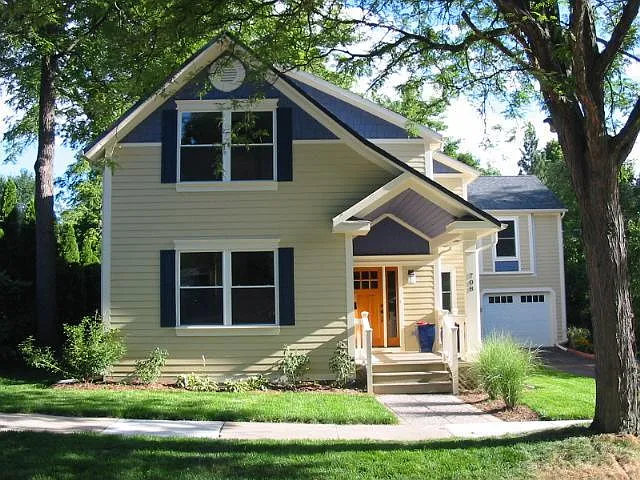 708 Felch St photo 1