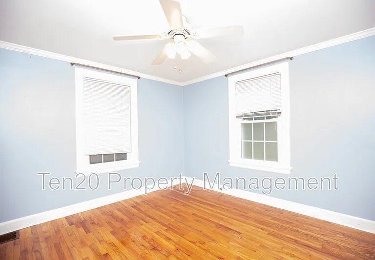 1708 Slade Dr — Photo 11