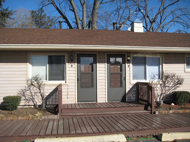 1st image of 119 Manor Ave #3