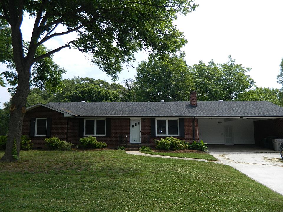 1st image of 712 Carlton Dr