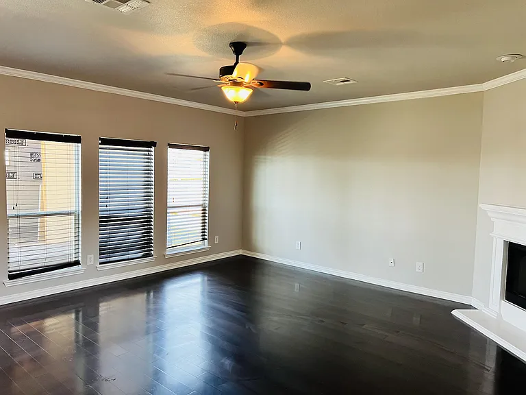 1542 Haynie Bnd — Photo 7