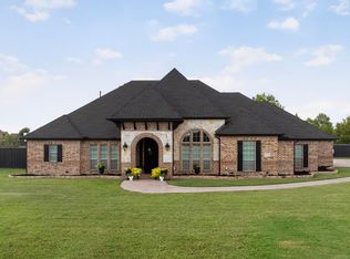 18209 Langford Ln, Forney, TX 75126
