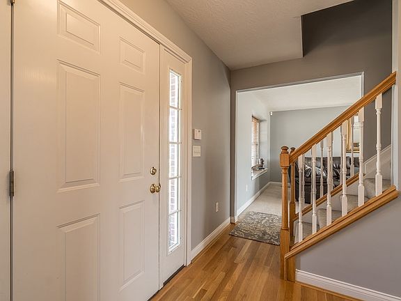 3rd image of 10392 Lynchburg Dr