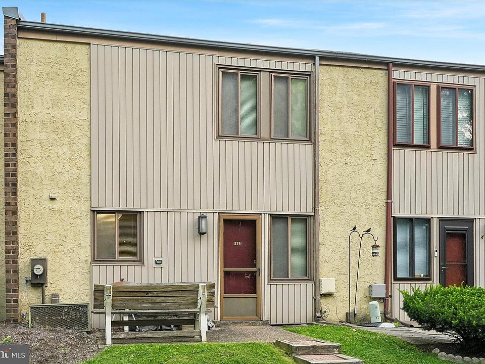 1st image of 4662 Canterbury Ct
