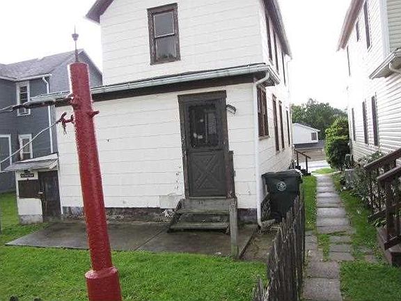 3rd image of 526 Todd Ave