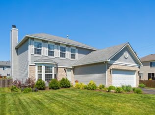 2315 Prescott Dr, Montgomery, IL 60538