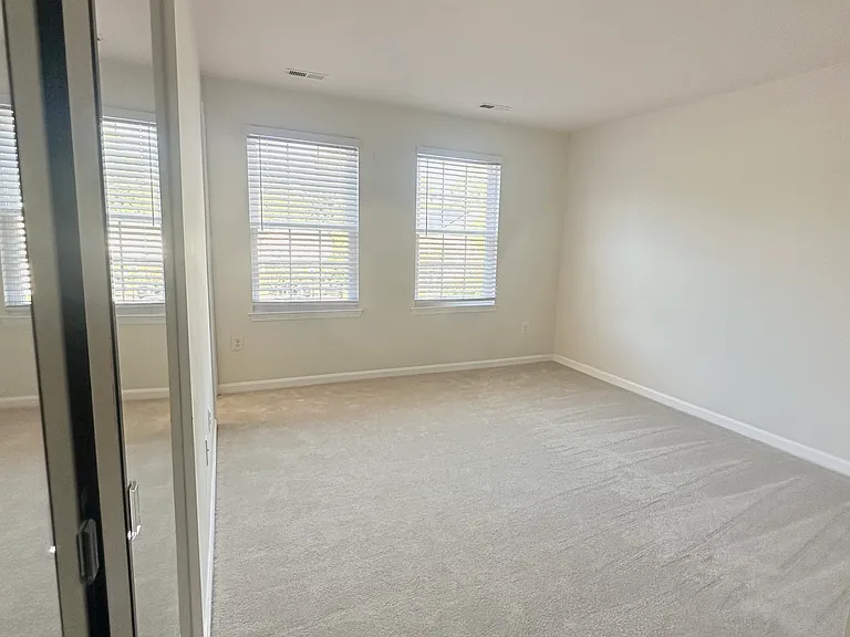 2622 Deer Ridge Dr — Photo 7
