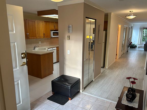 5th image of 13910 101st Ave #311