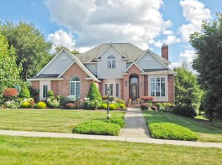 903 Parkview Rd, Moscow, PA 18444